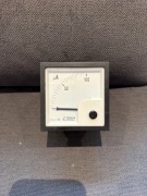 Mikroamperomierz analogowy DEBNAR 100 uA tablicowy