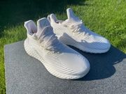 Adidas rozm 42 , prawie jak nowe