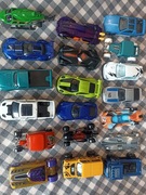 Samochodzik oryginalny Hotwheels jak nowe