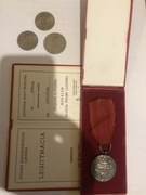 Medal wraz z legitymacją