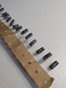 Kondensator elektrolityczny 12uF 63V 105° 15 SZTUK