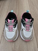 Buty dziecięce firmy Primark, rozmiar 23