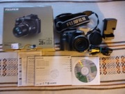 Fujifilm FinePix SL280 28*zoom w b. dobrym stanie