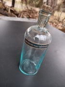 Stara butelka apteczna. PRL