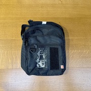 LEGO VIP 5007936 - czarna torba na ramię z nadrukiem