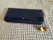 Portfel damski BATYCKI lakierowany granatowy