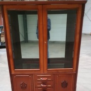 witryna , 2 komody stylizowane