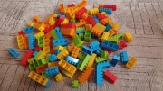 Sprzedam klocki plastikowe