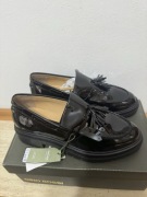 Mokasyny damskie Gino Rossi lakierowane czarne rozmiar 39