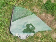 szyba lewy tył mercedes w124  coupe