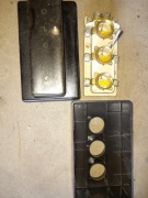 Gniazdo bakelitowe okapturzone E27 3x25A