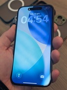 Apple iPhone 15 256GB Czarny - szkło, 3 etui, ładowarka, kabel