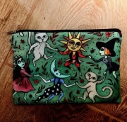 Saszetka , kosmetyczka , torebka podróżna.