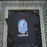 Kolorowa koszulka Bape