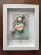 Laleczka w ramce prezent