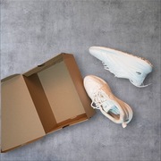 Buty sportowe Lacoste – białe, nowe