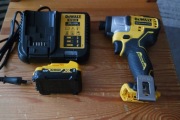 Zakrętarka udarowa DeWalt DCF801N-XJ 12 V 163 Nm Bateria 3ah i ładowarka