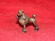 pudel stojący - odlewana figurka z brązu - miniatura psa typ 2