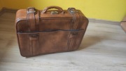 Walizka skórzana, torba podróżna z czasów PRL, retro, rekwizyt 