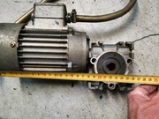 Motoreduktor 0,1kW, 13,5 obr/min, 1:100