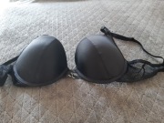 Biustonosz Triumph - 85 B czarny 