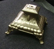 PODSTAWA-NOGA:MECHANIZM,TARCZA,WAHADŁO,KLUCZ,GONG,OBUDOWA