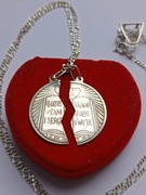 Łańcuszek srebrny z medalikiem łamanym 