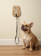 Wieszak na smycz, pies, buldog francuski, akryl na desce, prezent