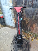 Zacieraczka do betonu używam 