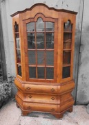 * Witryna,  brzuchatka neobarokowa*