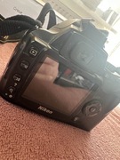 lustrzanka cyfrowa nikon d60 i obiektyw nikkor 35mm