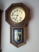 Stary wiszący zegar Regulator