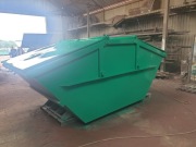 Kontener Mulda 10 m 3 z klapami 