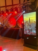 Totem Reklamowy / 55 cali / 4K Dotykowy