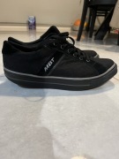 Buty sportowe/fizjologiczne MBT rozmiar 45