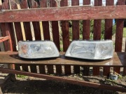 Sprzedam Reflektory (lampy) do VW T5 - stan idealny ( komplet)