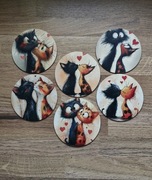 NOWY! Zestaw drewnianych podkładek pod kubek –Zakochane Koty –Zestaw 6szt.