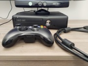 Konsola XBox 360 S + dysk 250GB + kinect + pad + 6 gier na kinecta