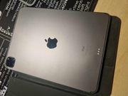 iPad Pro 11 256GB 2gen A2230 (WiFi, LTE) + Smart Keyboard Folio A2038