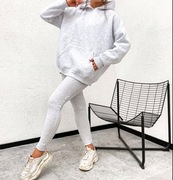 KOMPLET DRESOWY BLUZA PLUS LEGINSY Z SERDUSZKIEM S-XL, MOTION