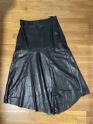 Spódnica z eko skóry Bodyflirt