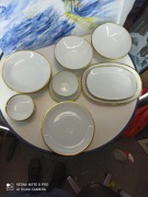 Ekskluzywny serwis porcelanowy KPM Krister Germany – złocona porcelana