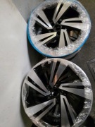 FELGI 18 ORYGINAŁ VW 2GM601025H 4szt