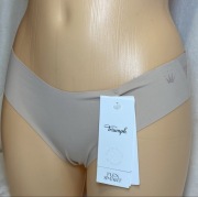 Triumph NOWE! majtki bezszwowe 36/S Flex Smart Highleg Brazilian EX beż