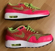 buty damskie Nike Air Max 1 SE Ghost Green/Hot Punch Pink/White 881101-300