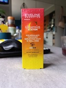 Rozjaśniająco-chłodzące serum pod oczy Eveline