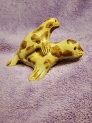 Ceramiczna piękna figurka foki ręcznie wykonana