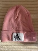 Zimowa czapka beanie Calvin Klein różowa