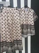 Komplet damski  włoski bluzka, spodnie szerokie New Collection