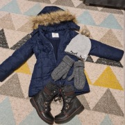 Zestaw płaszcz buty Lasocki czapki 122/128 7/8 lat